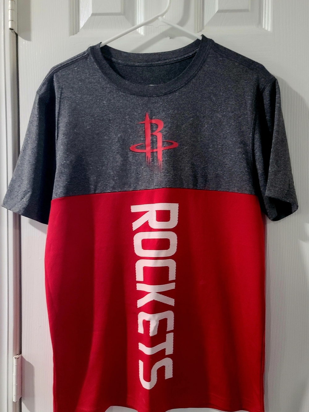 NBA Two-Tone Rockets Short Sleeve Tee - Red & Dark Gray M